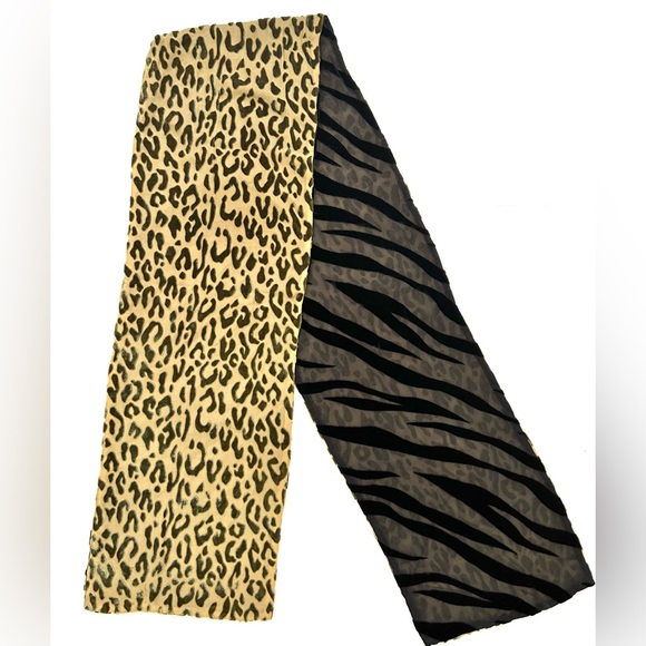 Reversible Velvet Animal Print Design Scarf in Tan Beige Olive Green and Black - Picture 2 of 8